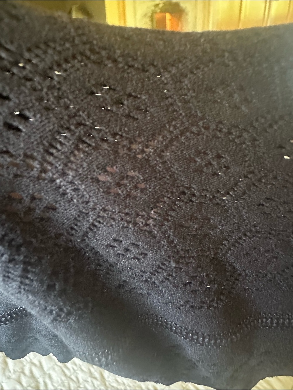 Lululemon Reveal Mindful Motion Half Zip, Unique Mesh Detail, Black Size 4, EUC! - Picture 9 of 11
